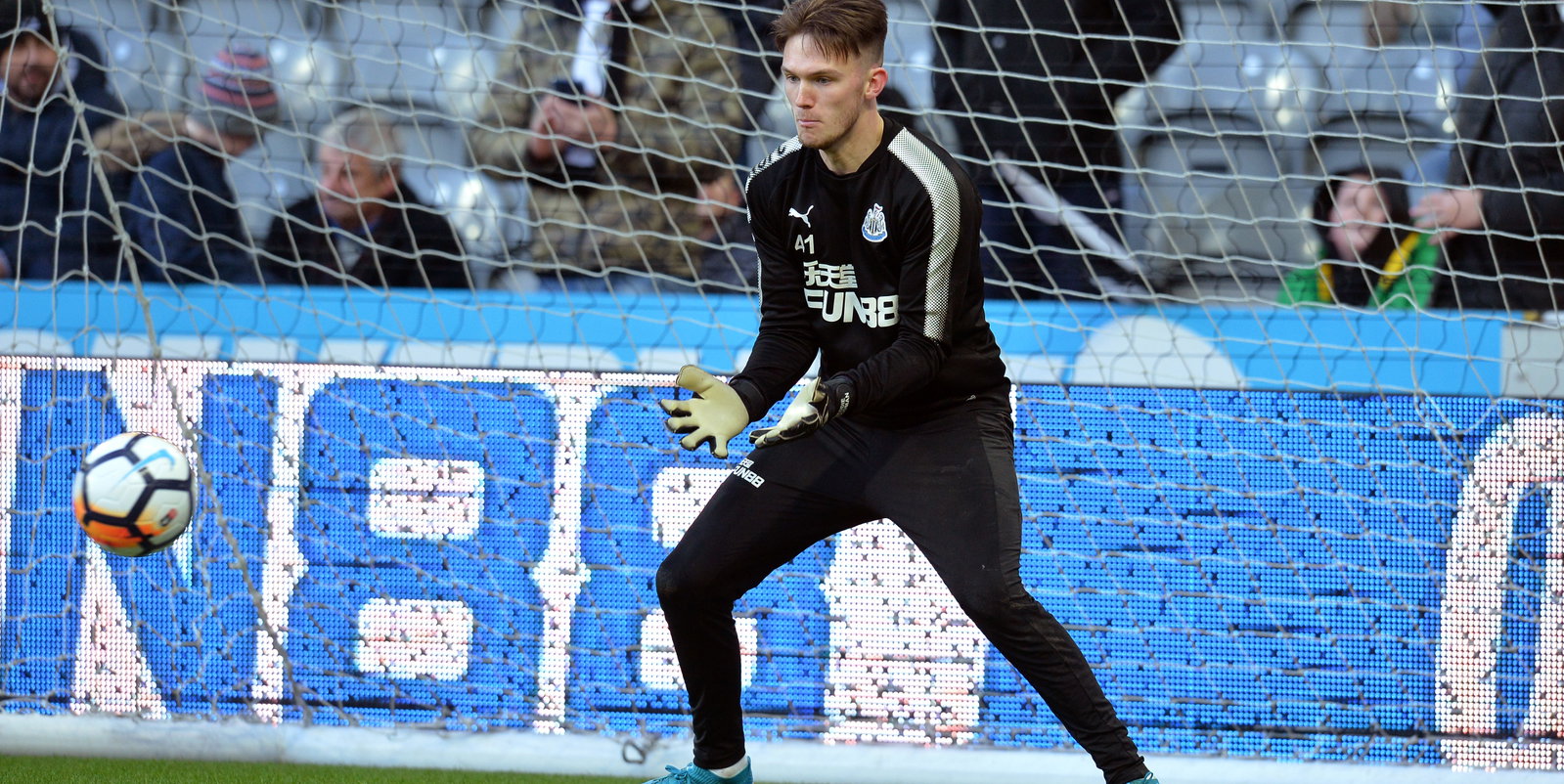 Newcastle United v Luton Town - The Emirates FA Cup Third Round