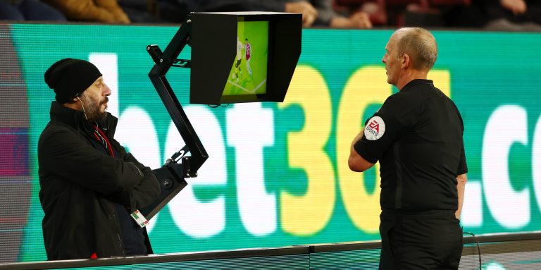 Burnley v Everton - Premier League