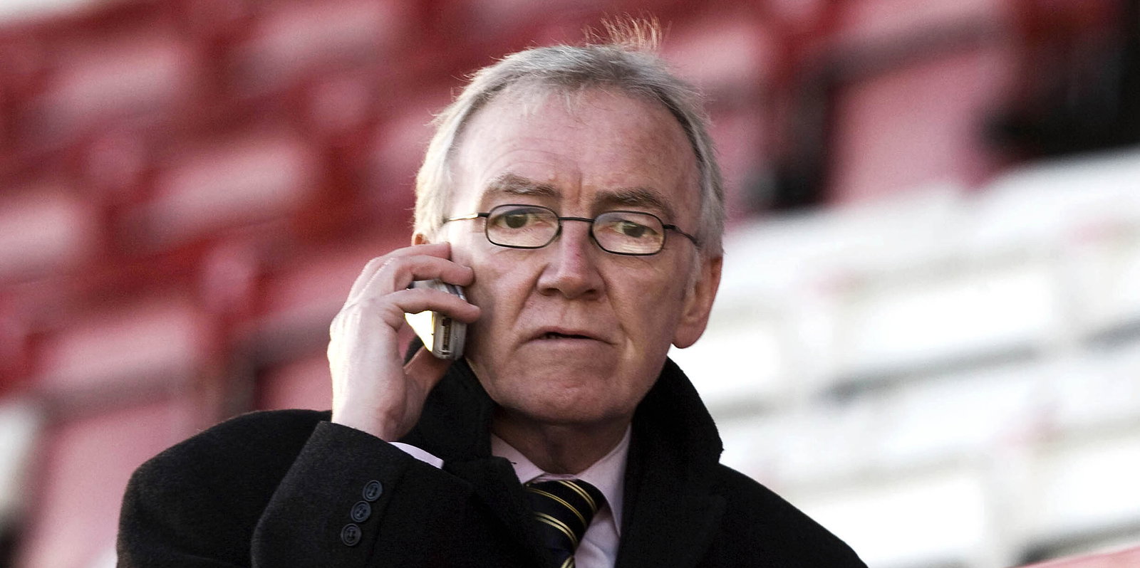 20/12/08 CLYDESDALE BANK PREMIER LEAGUE .HAMILTON v MOTHERWELL (2-0) .NEW DOUGLAS PARK - HAMILTON.Radio pundit and reporter Hugh Keevins ......................................   (Photo by Jeff Holmes\SNS Group via Getty Images)