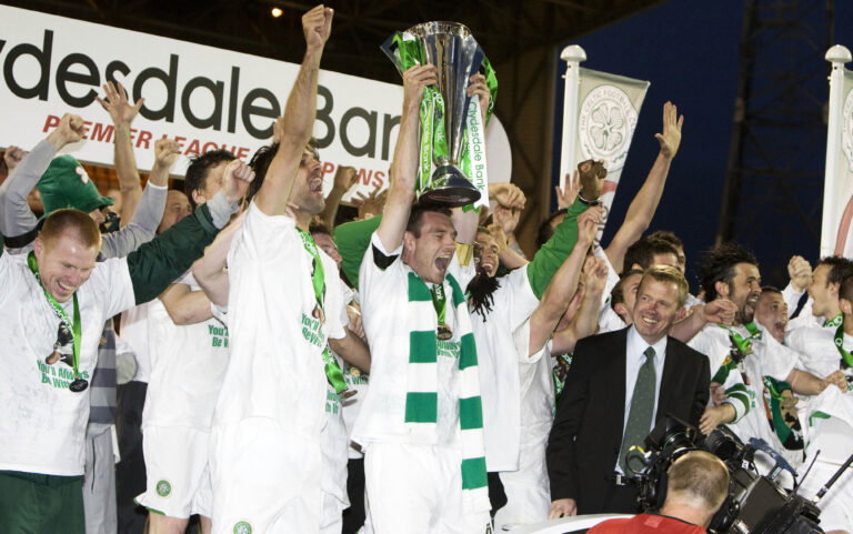 22/05/08 CLYDESDALE BANK PREMIER LEAGUE.DUNDEE UTD v CELTIC (0-1).TANNADICE - DUNDEE.Stephen McManus kicks-off the celebrations after a 1-0 win against Dundee Utd and Rangers' 2-0 loss to Aberdeen handed Celtic the title   (Photo by Alan Harvey\SNS Group