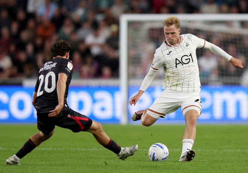 Swansea City v Wrexham - Sky Bet Championship 2026/27