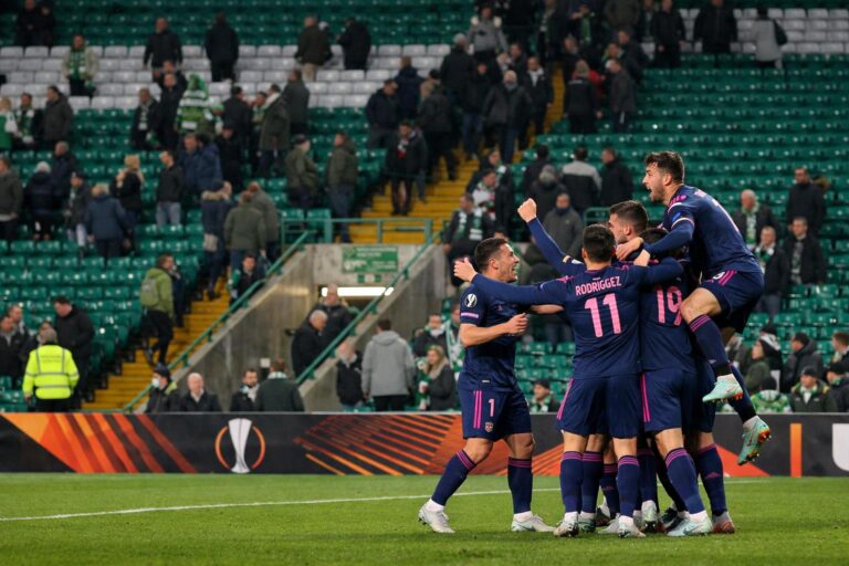 Celtic Park emptying as Celta Vigo celebrate their second goal during last night's Europa League game