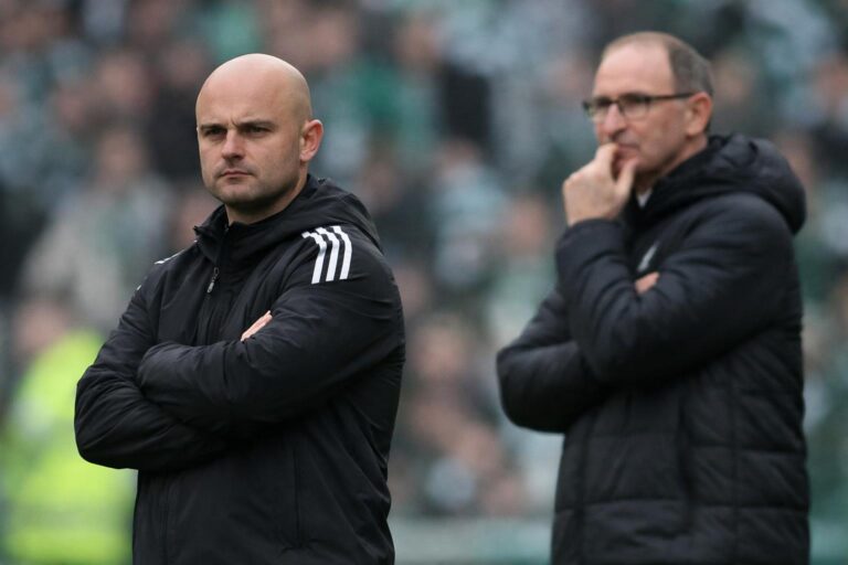 Shaun Maloney and Martin O'Neill on the sidelines at Celtic Park, but Shaun Maloney is bald